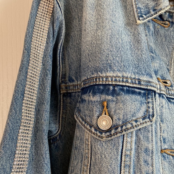 Levi’s denim jacket - Picture 2 of 4